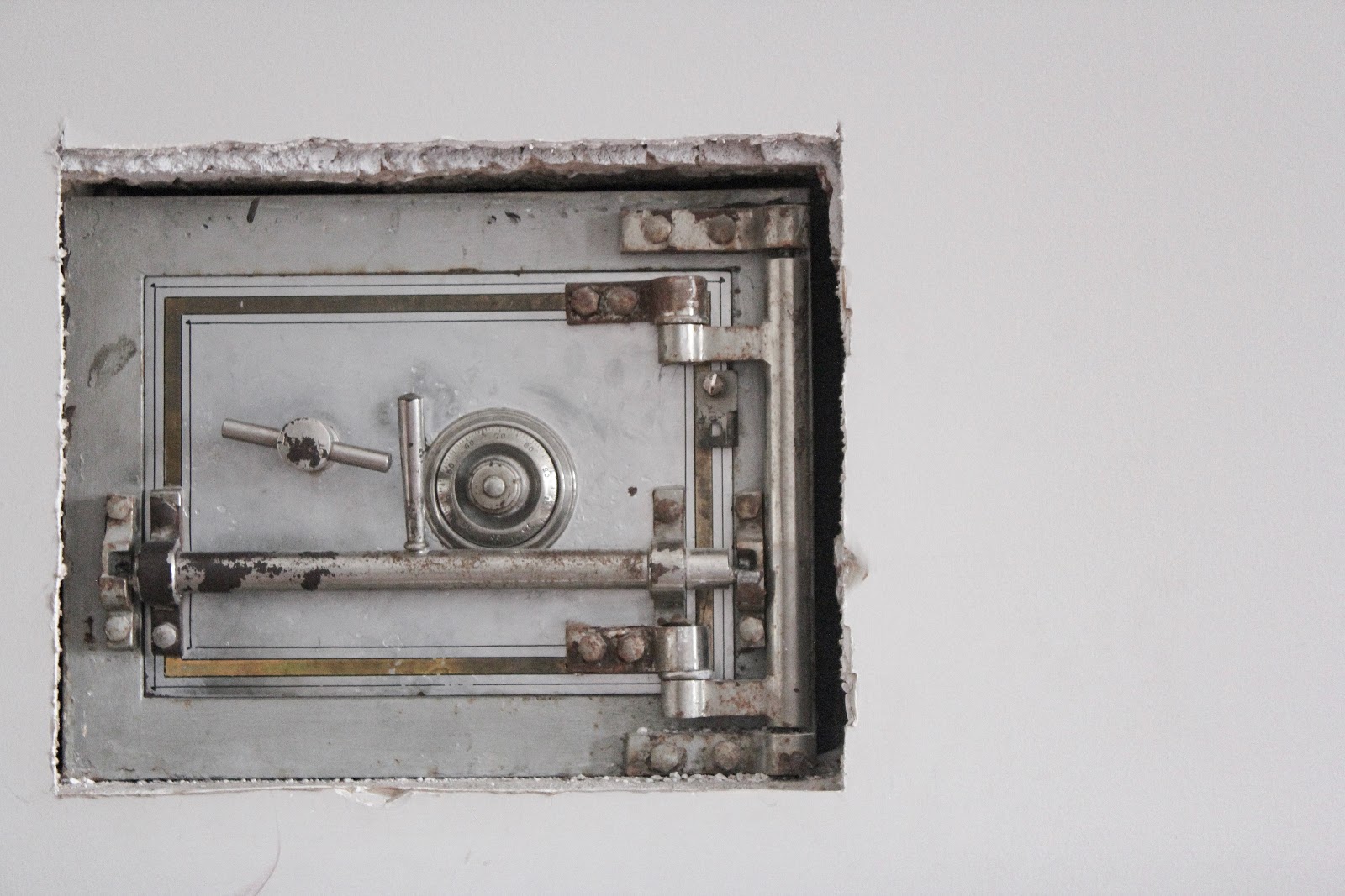 The 4 Best Practices for WiFi Network Security
