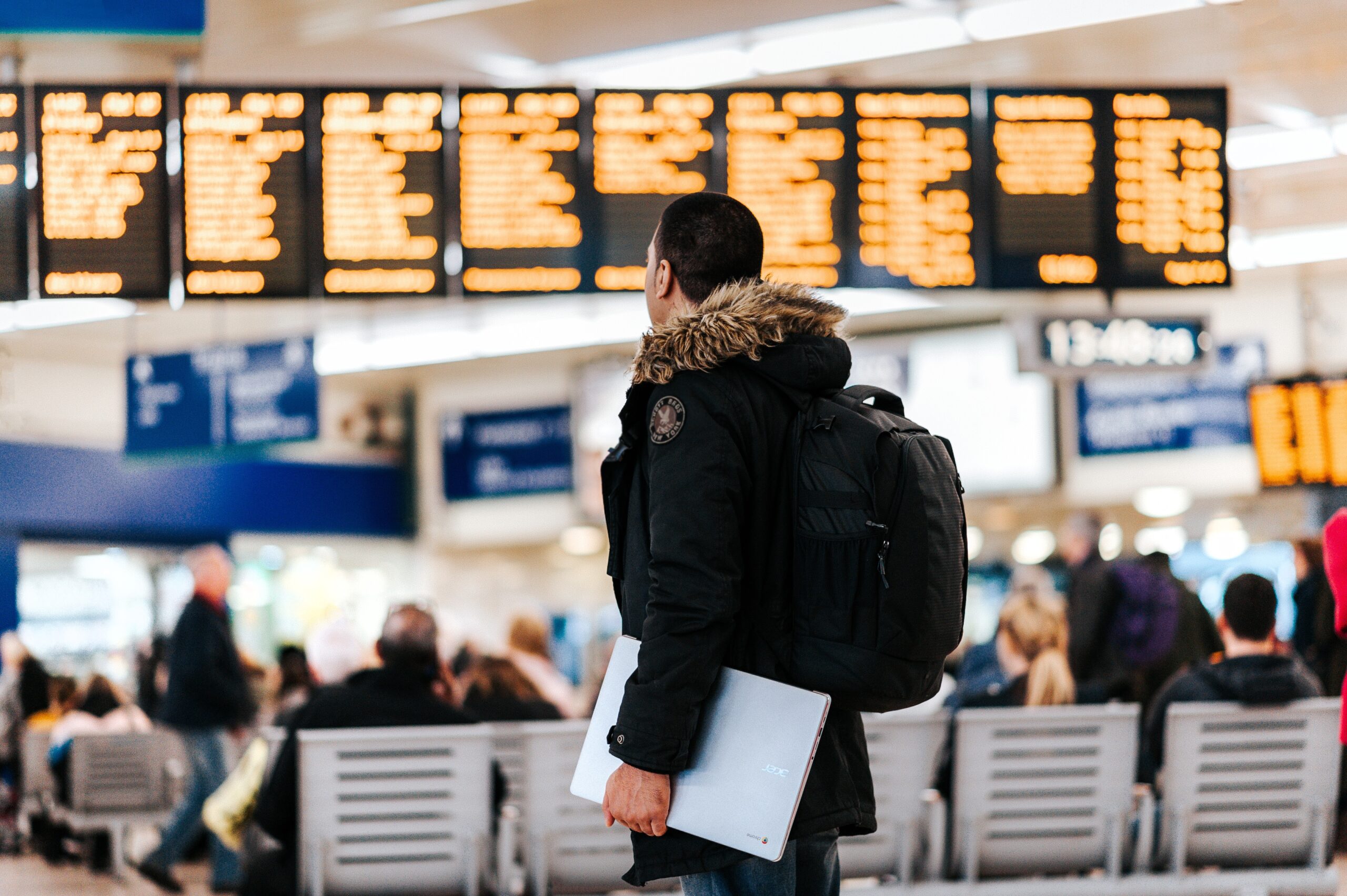 5 Holiday Travel Security Tips